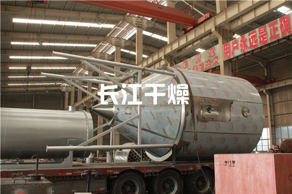 大型噴霧幹燥機發車現場3